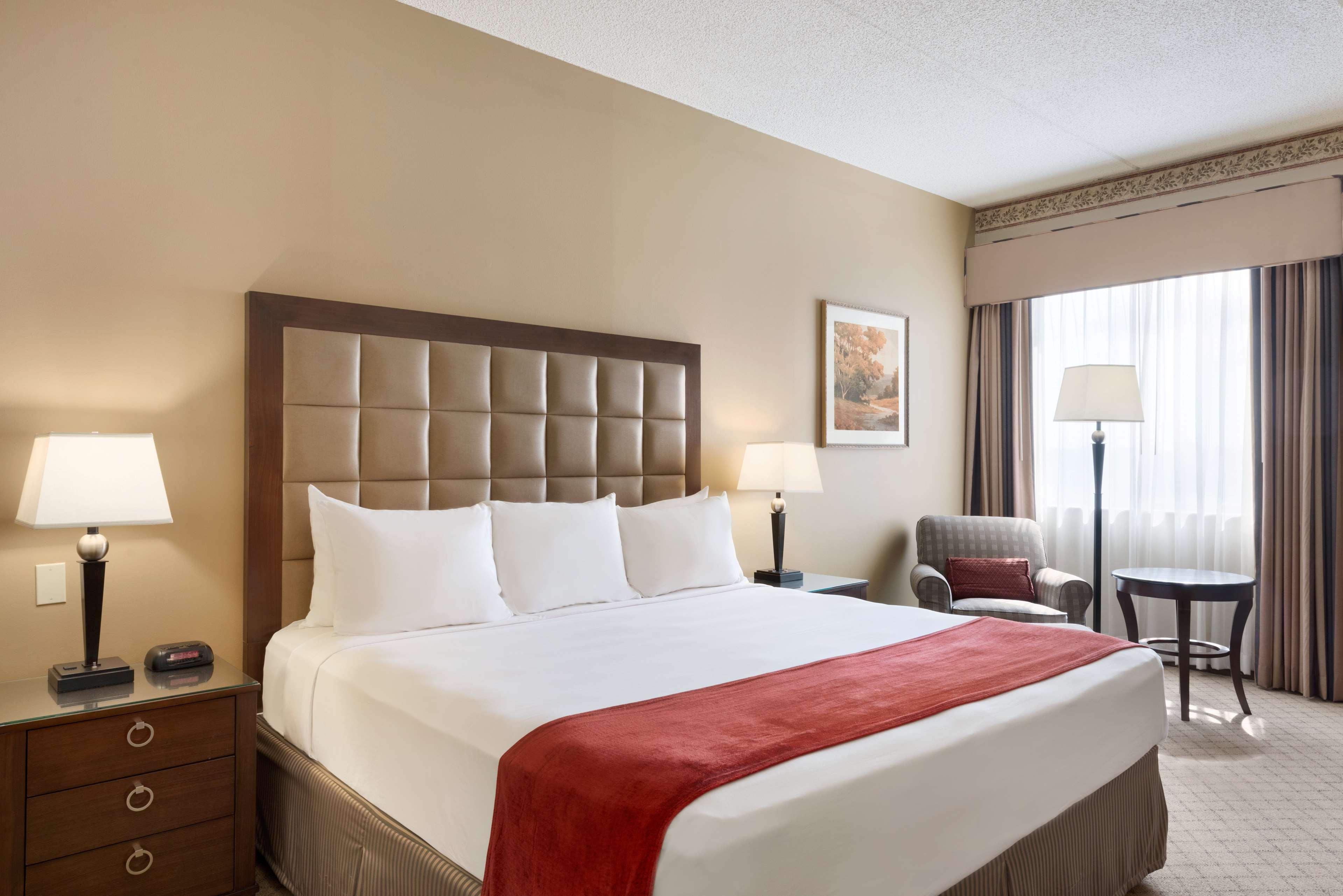 Hilton Appleton Paper Valley Esterno foto