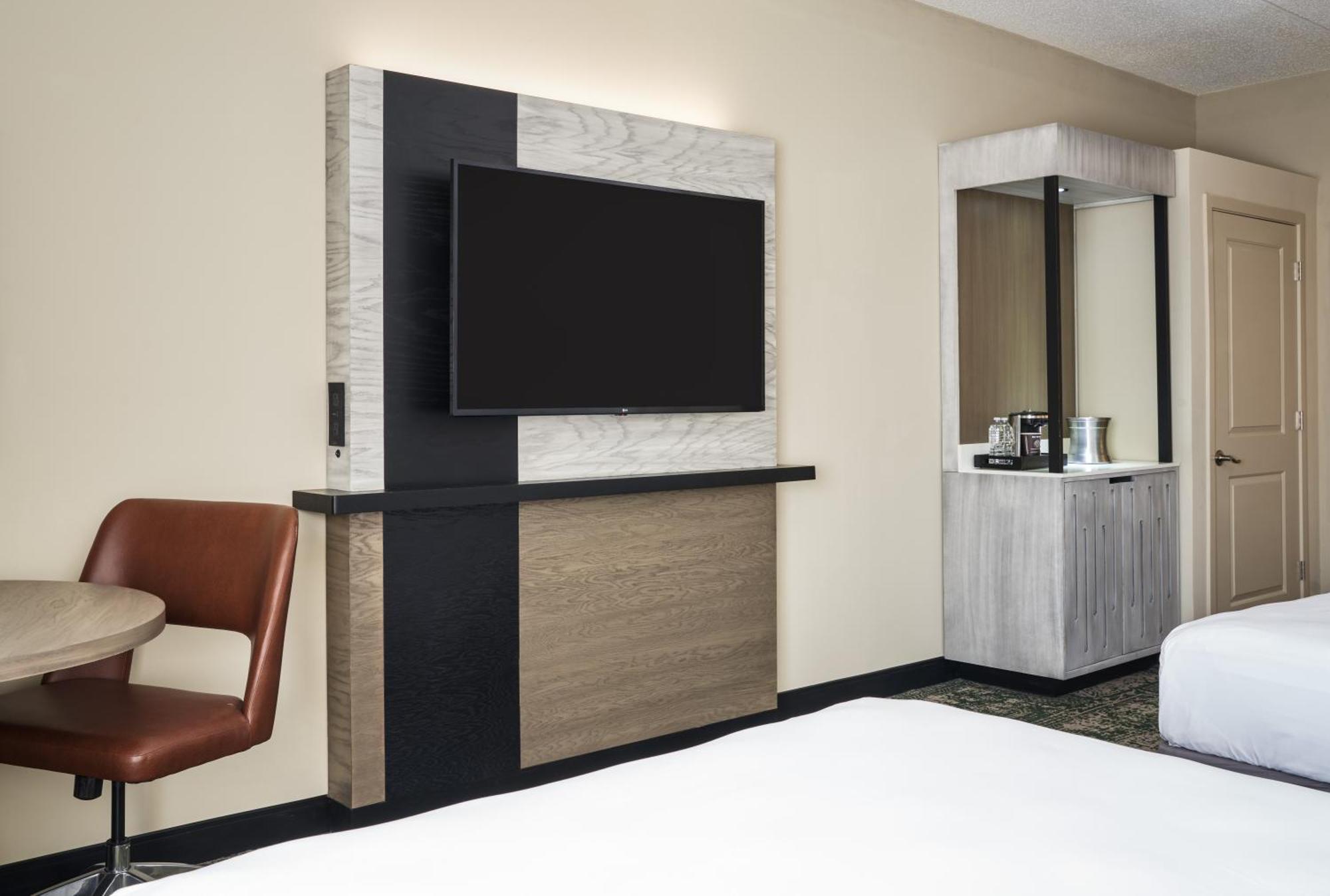 Hilton Appleton Paper Valley Esterno foto